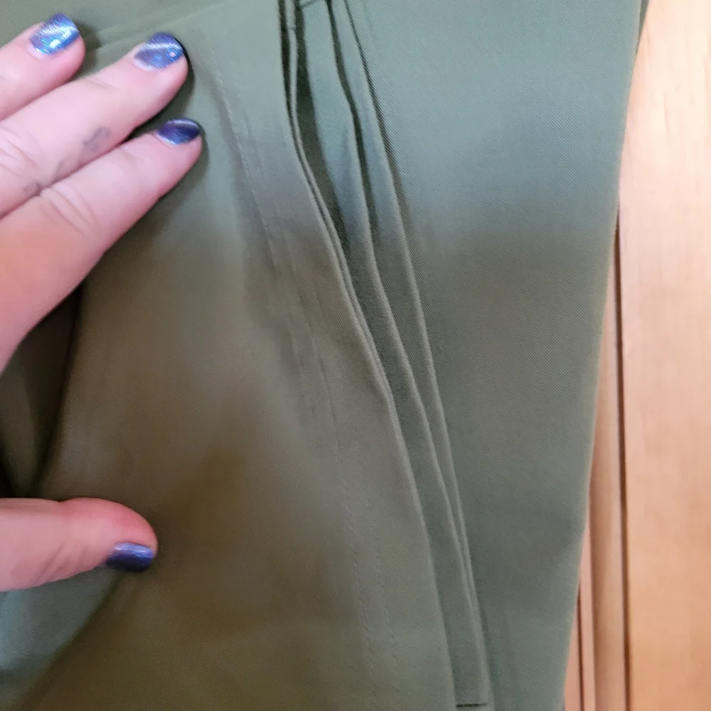 Figs Men's Cairo Pants - Martini Olive - Picture 2 of 5